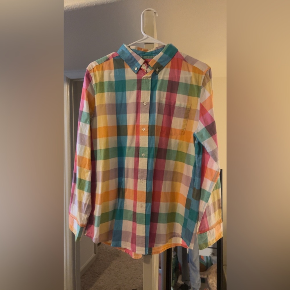 Long sleeve dress shirt. Size XL